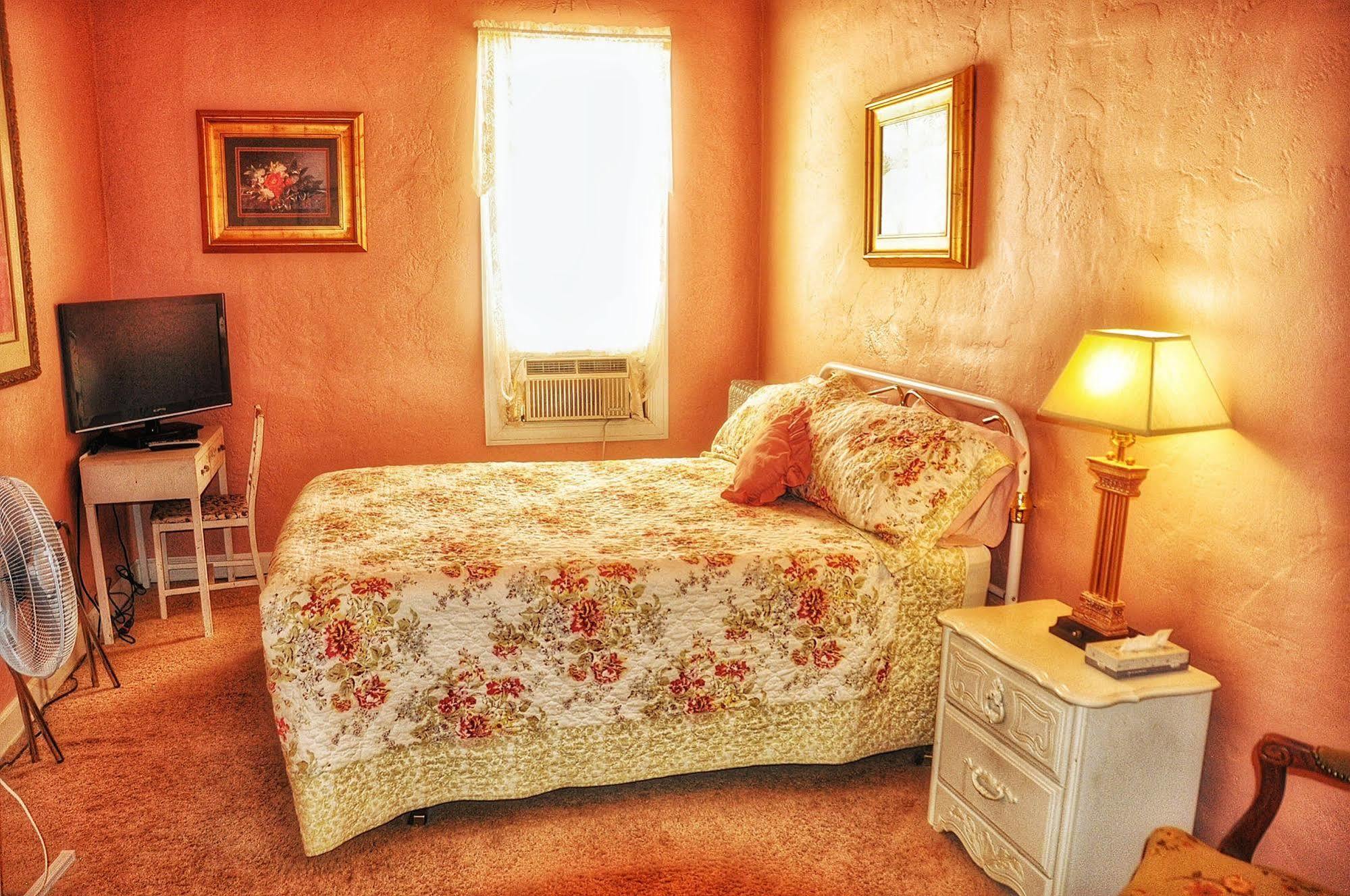 La Plaza Historic Hotel & Restaurant Walsenburg Bagian luar foto
