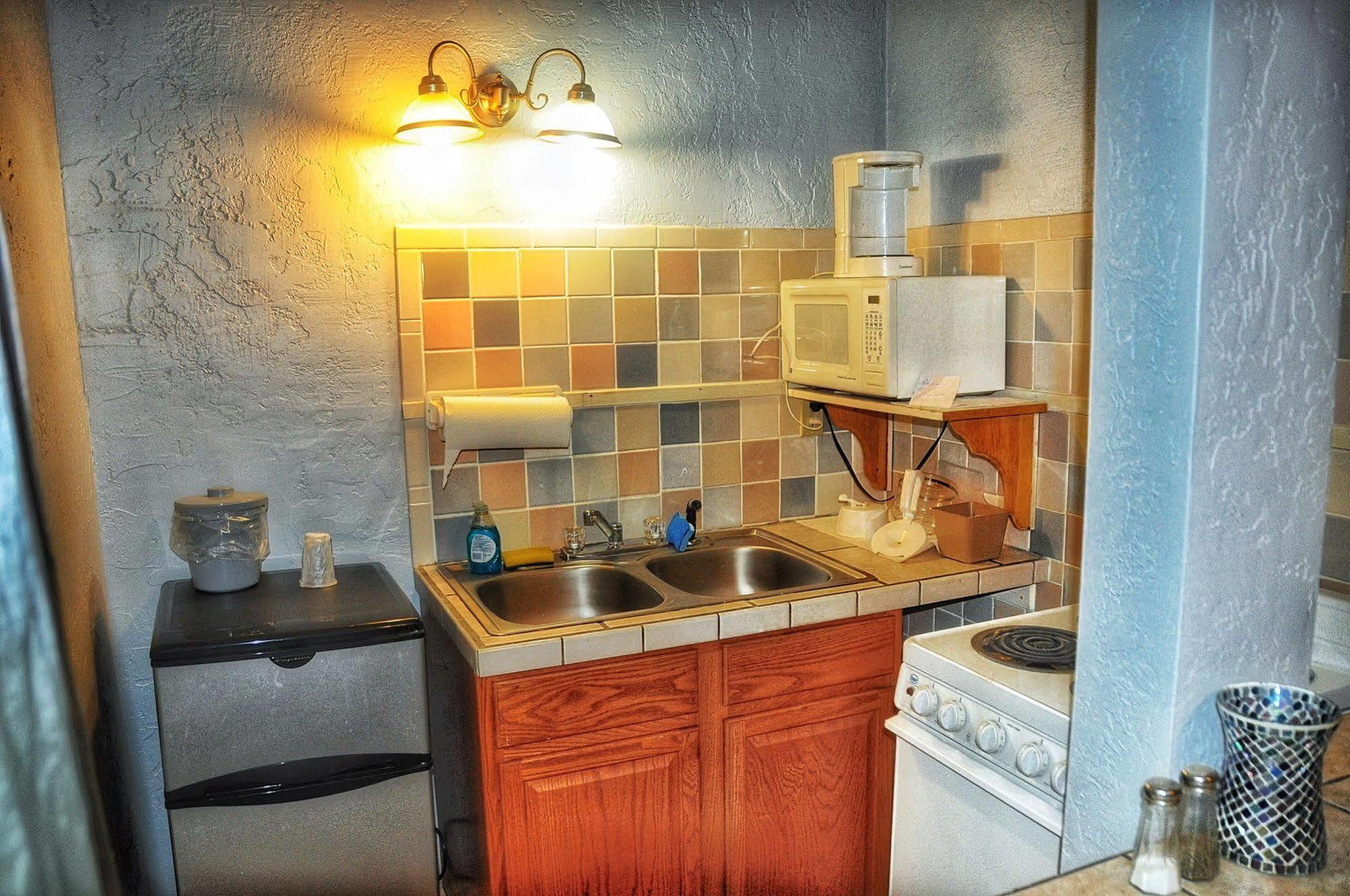 La Plaza Historic Hotel & Restaurant Walsenburg Bagian luar foto